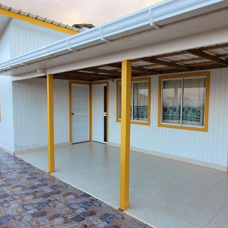 Posada Mcbean Franshua Exterior photo
