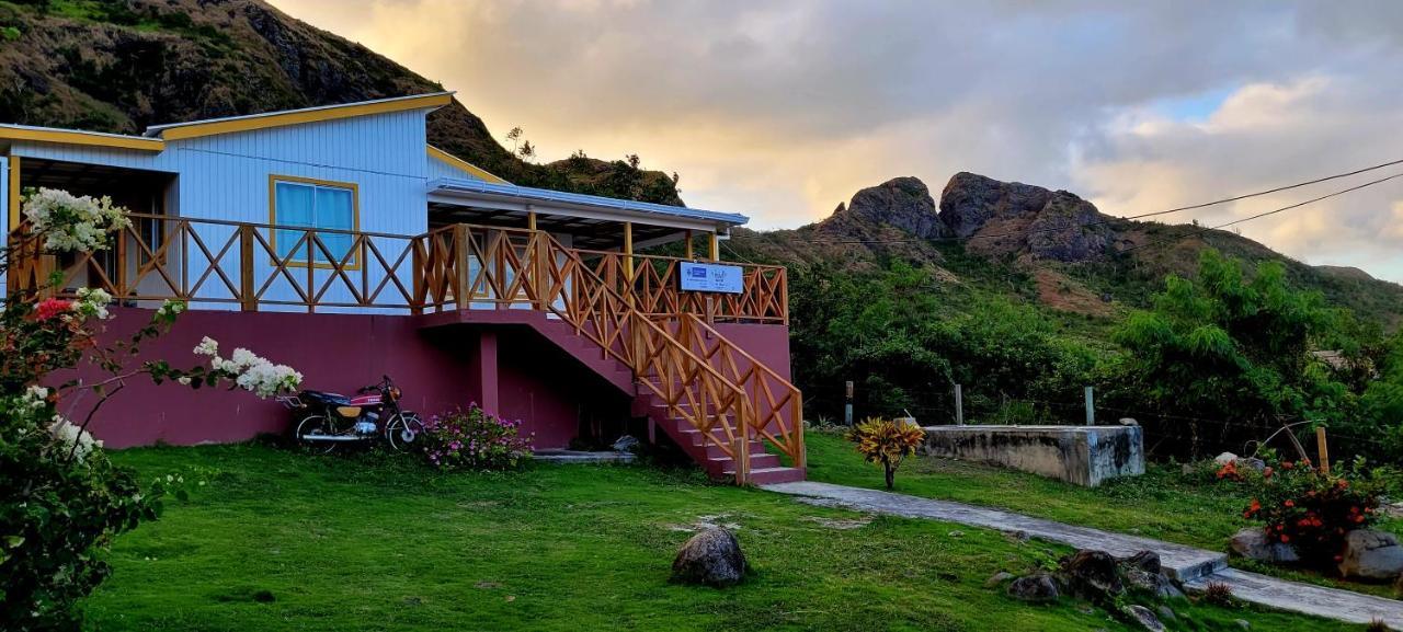 Posada Mcbean Franshua Exterior photo